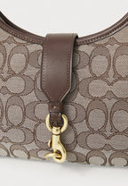 HAMPTONS HOBO BAG IN SIGNATURE JACQUARD - Handbag - oak maple