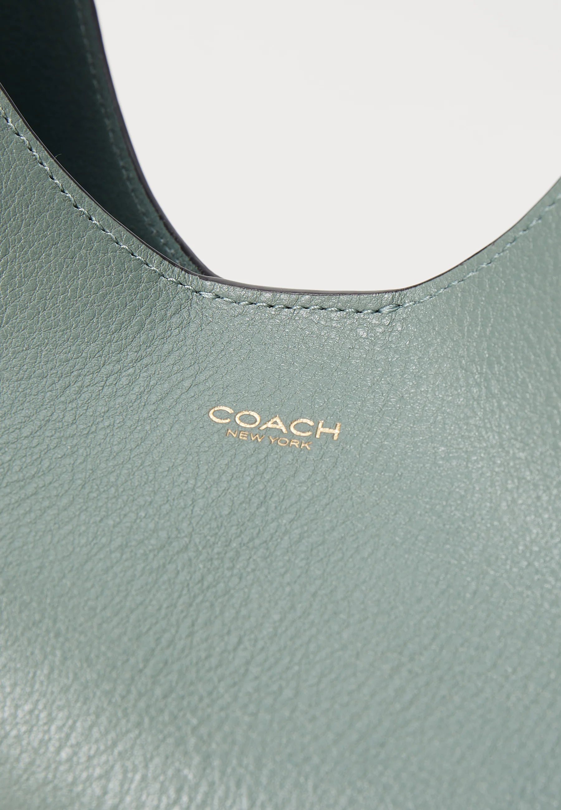 BROOKLYN SHOULDER BAG - Handbag - brown