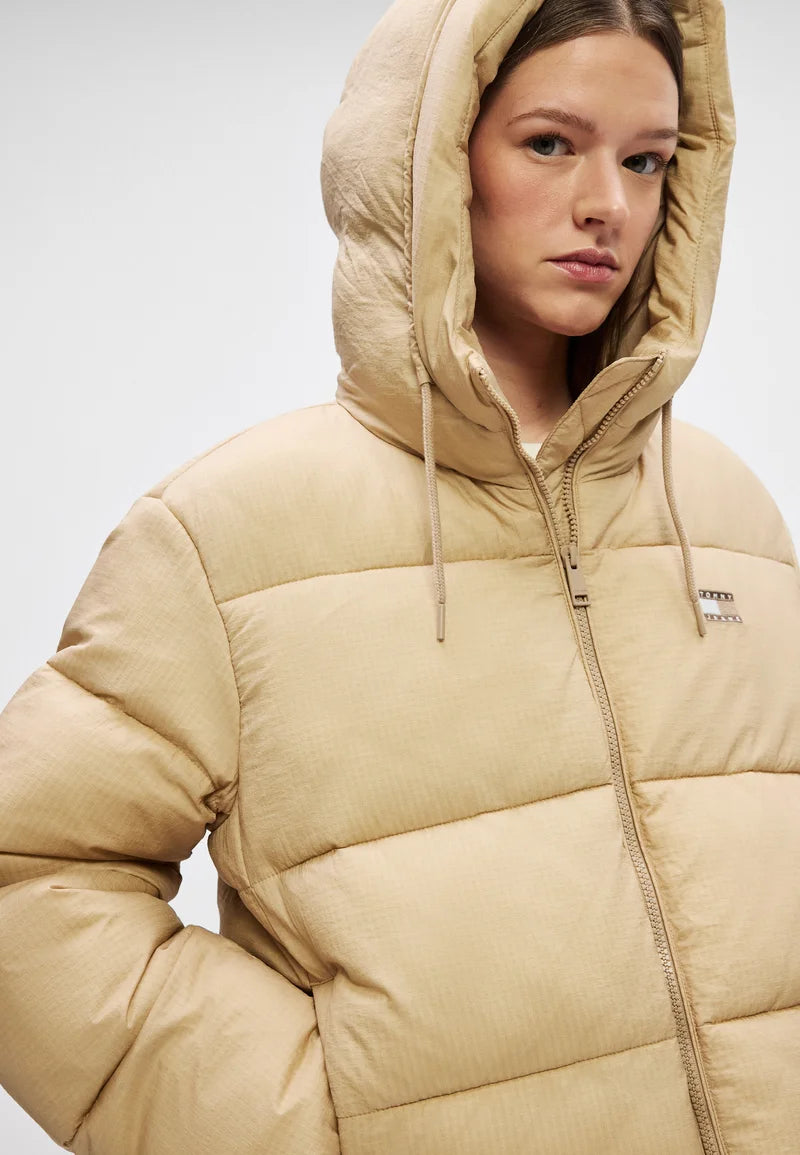 HOODED PUFFER JACKET - Winter jacket - malted milk