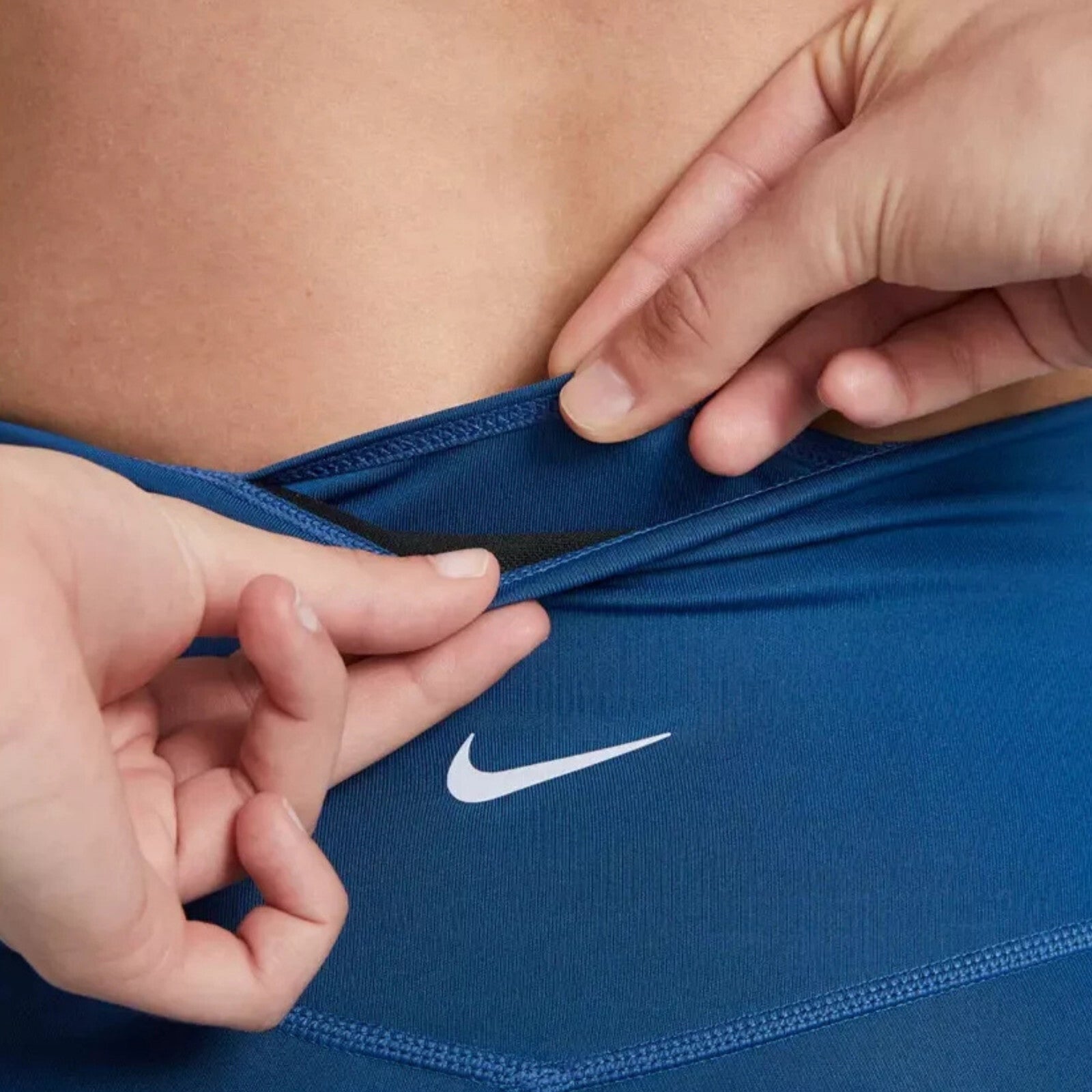 NIKE Women's Dri-Fit Swoosh Run 7/8 Mid Rise Leggings sz L Large Court Blue